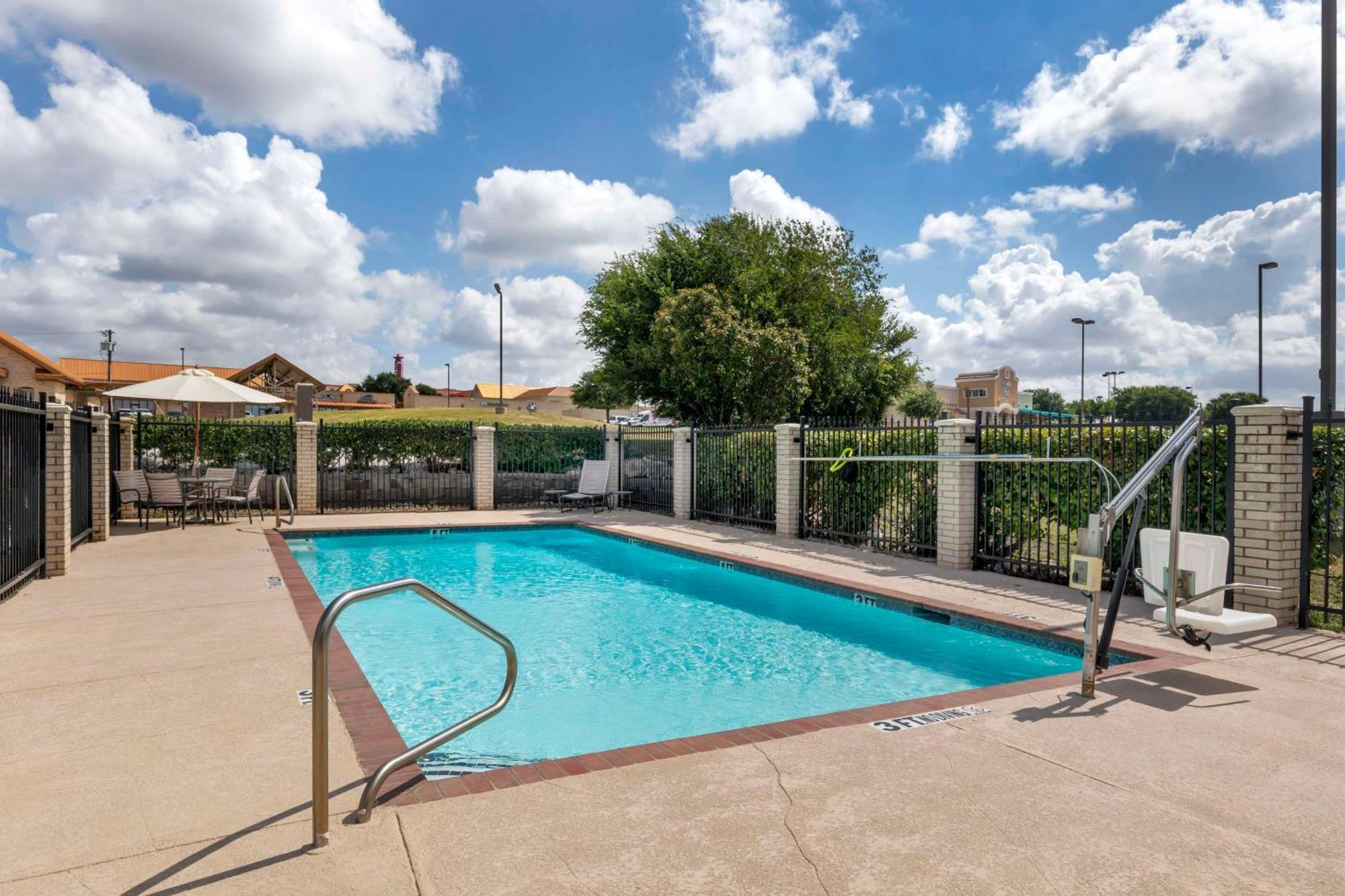 Best Western Plus Lake Worth Εξωτερικό φωτογραφία