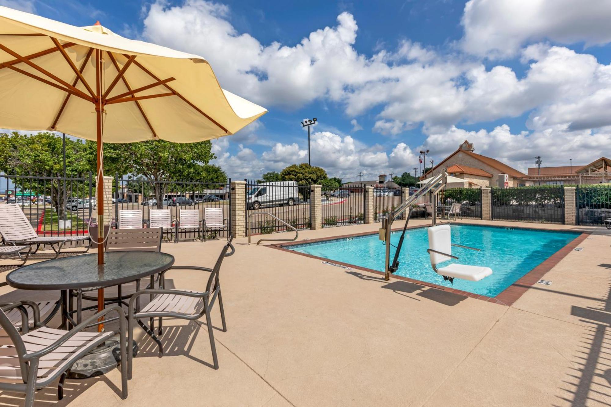 Best Western Plus Lake Worth Εξωτερικό φωτογραφία