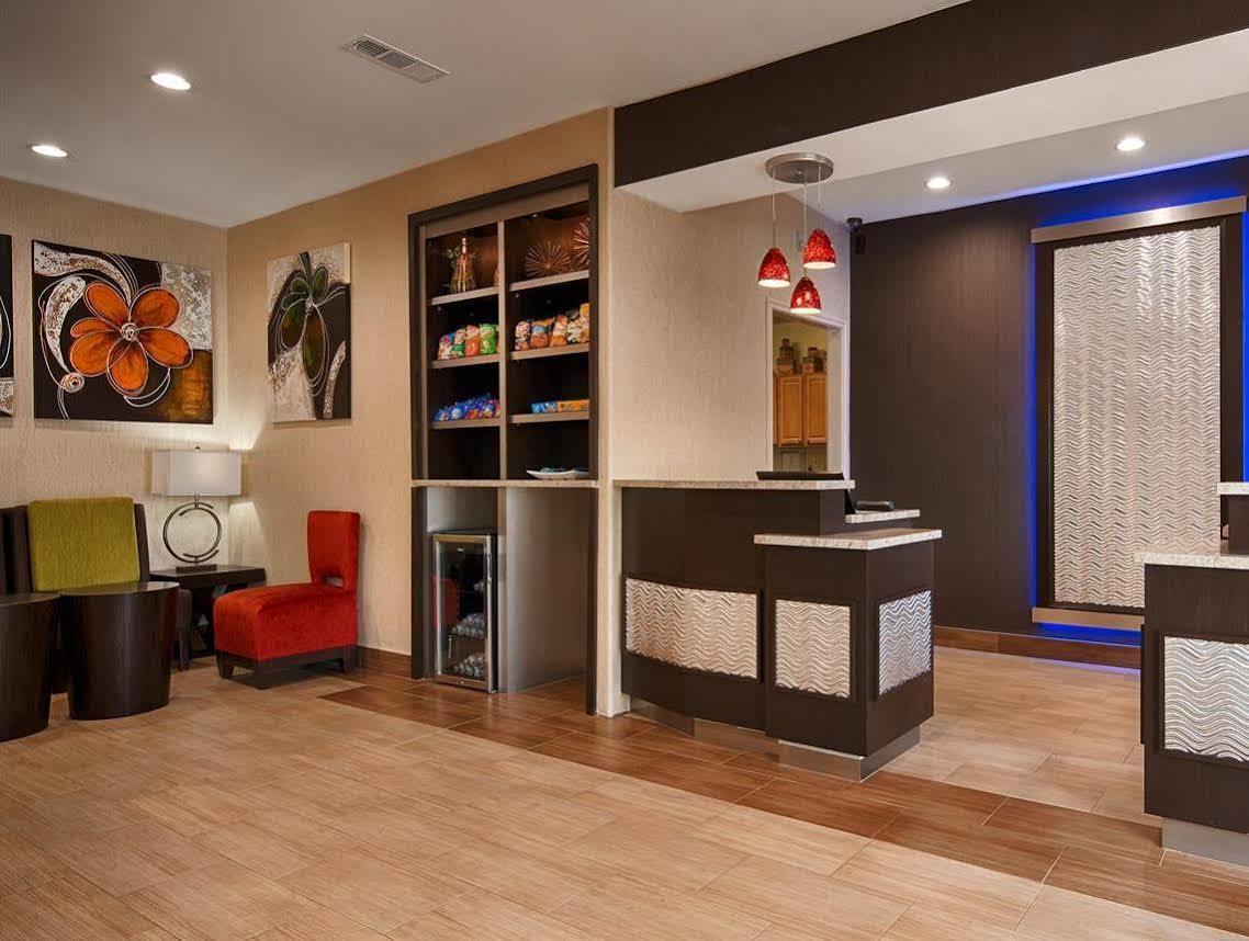 Best Western Plus Lake Worth Εξωτερικό φωτογραφία